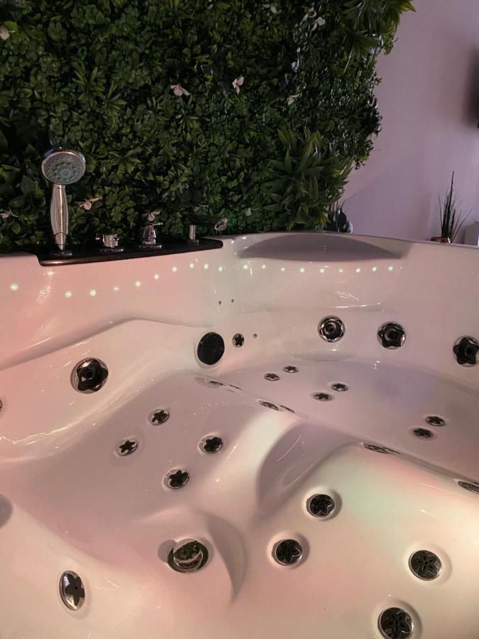 Sweet Love Exotique By Locations_Lepuyenvelay Brives-Charensac Exterior foto
